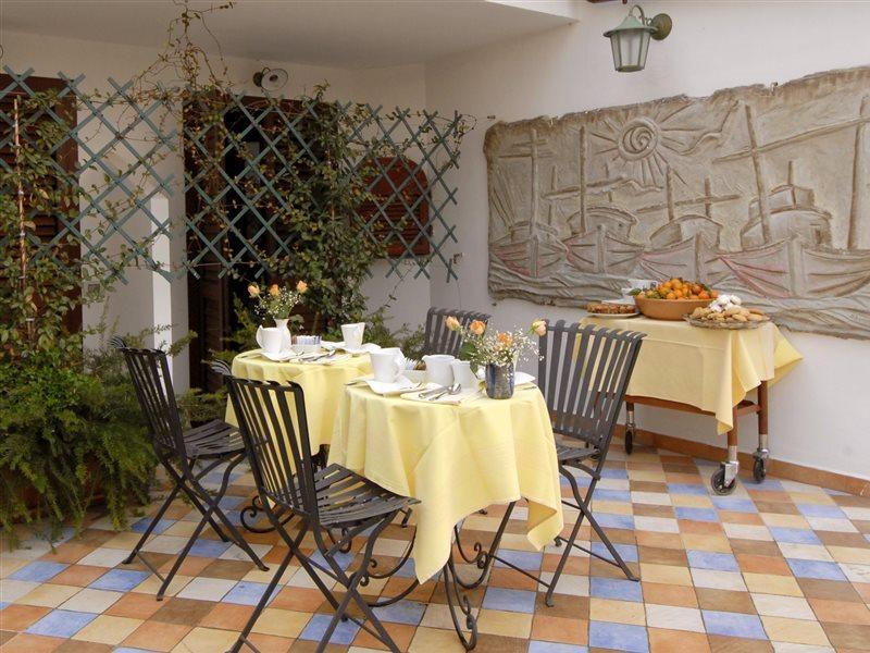 Hotel Su Barchile أروسييْ المظهر الخارجي الصورة