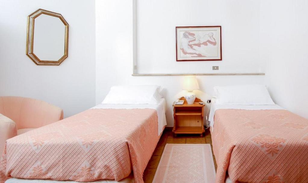 Hotel Su Barchile أروسييْ المظهر الخارجي الصورة